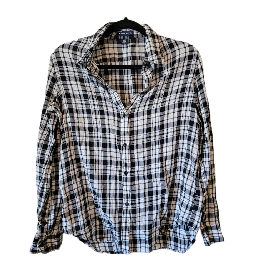 American Living Plaid button up M